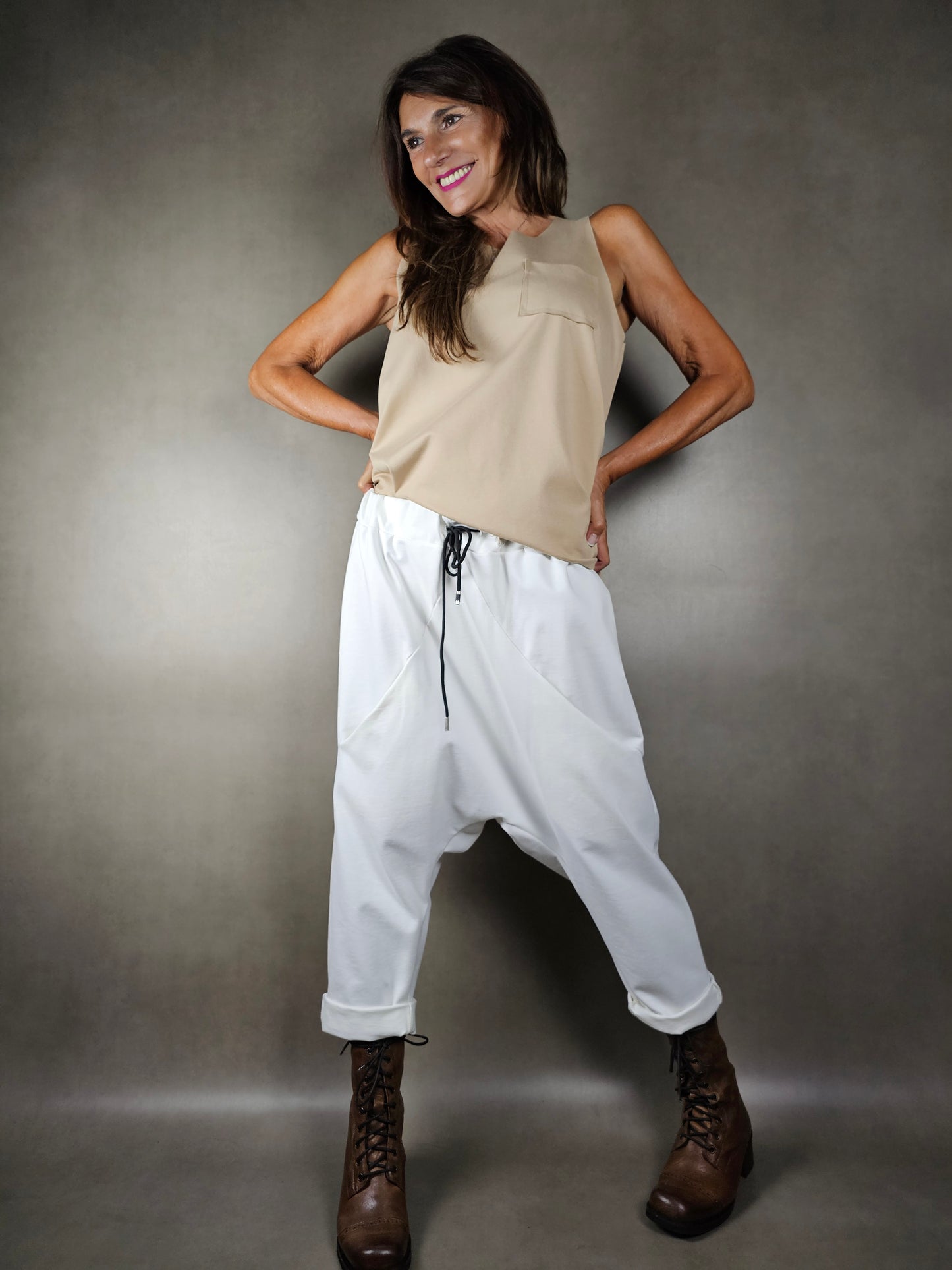 low-cut drawstring trousers 60vi35pl5ea