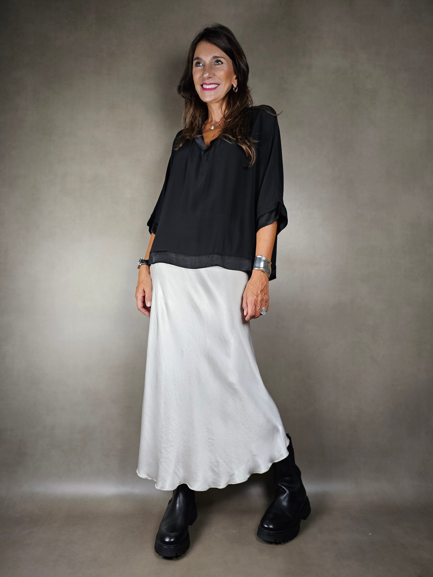 viscose satin longuette skirt