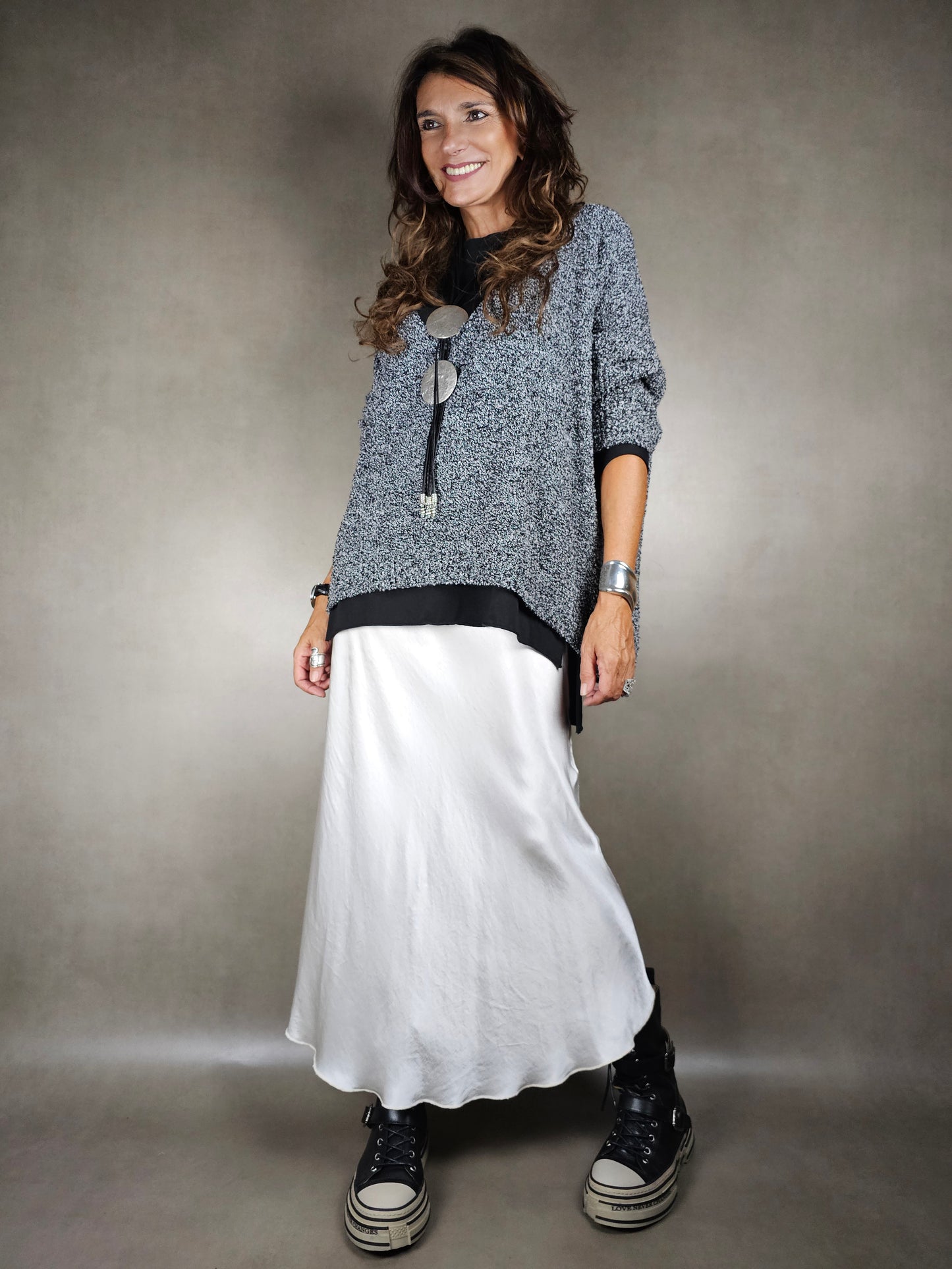 viscose satin longuette skirt