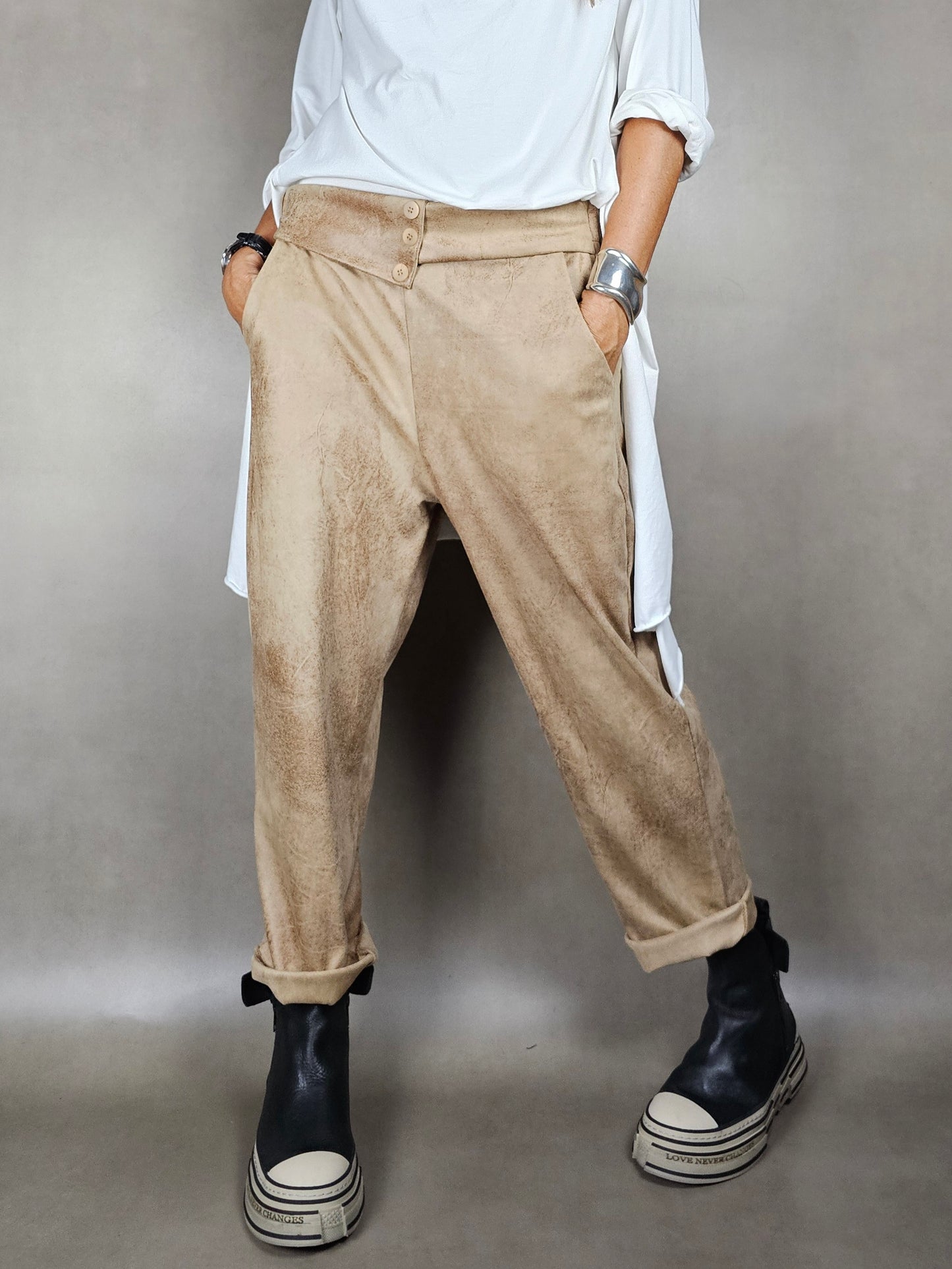 aged eco-leather trousers 3 bot 90pl10ea