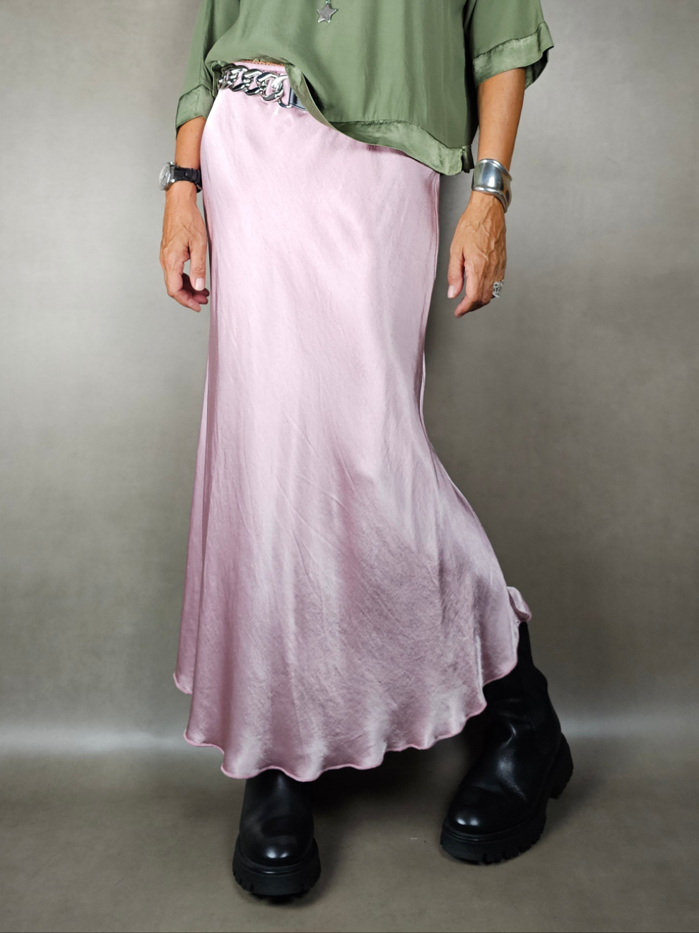 viscose satin longuette skirt